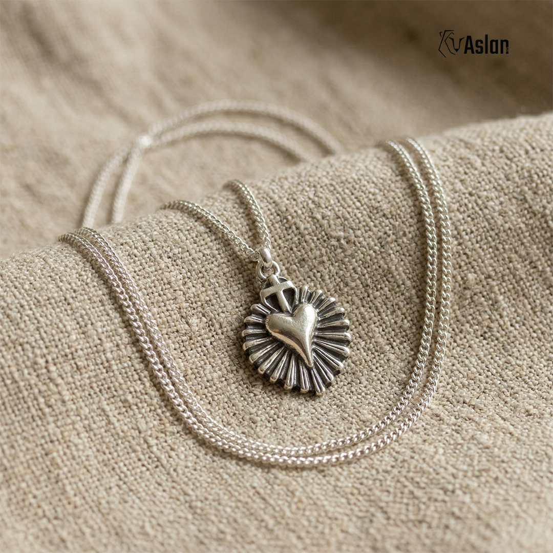 Collar corazón de luz