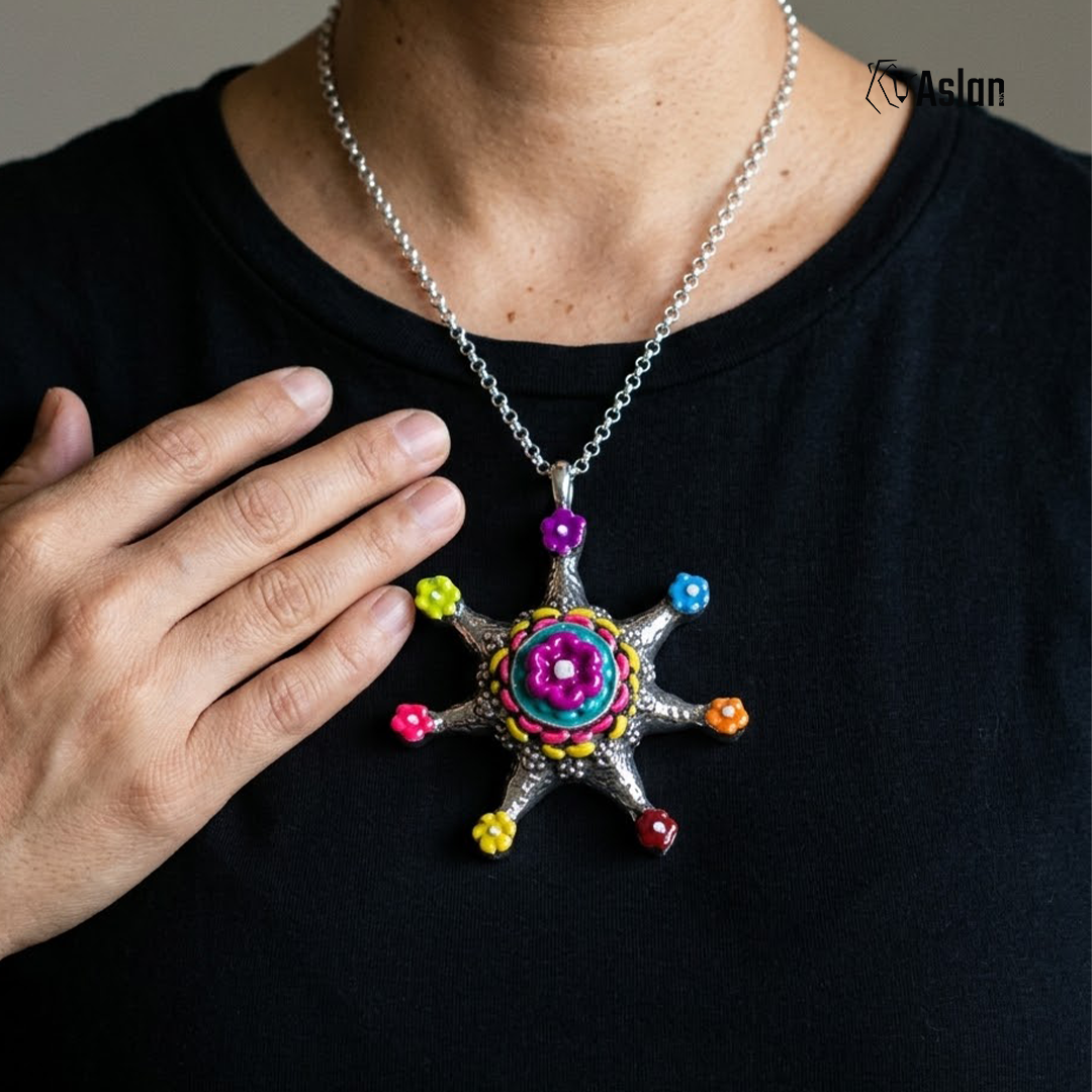 Dije Estrella de Flores