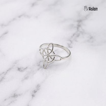 Anillo grande nudo de bruja