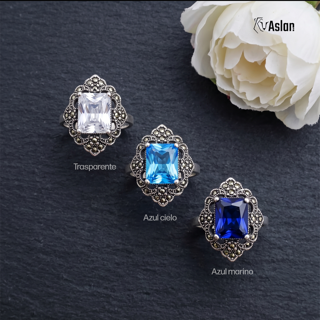 Anillo marquesita con zirconia