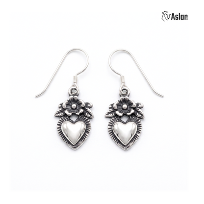 Arete corazón florido