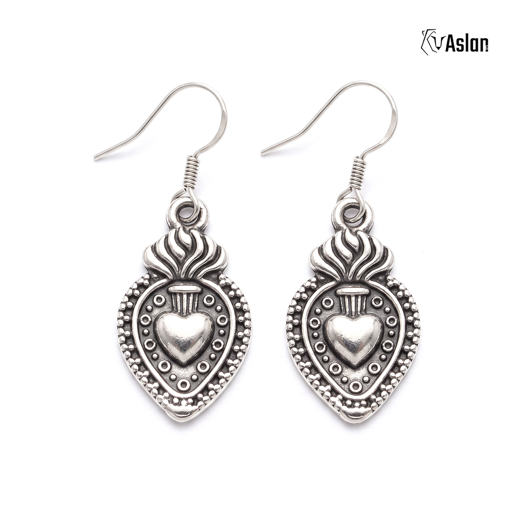 Aretes corazón milagroso