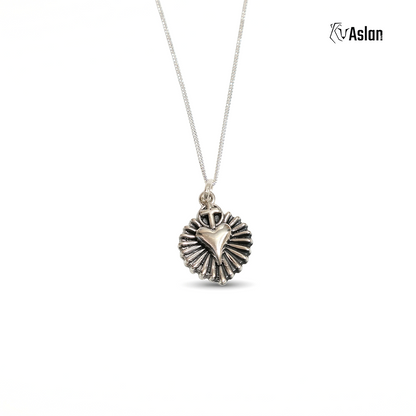 Collar corazón de luz