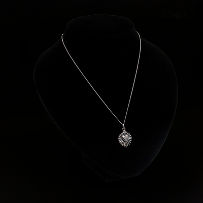 Collar corazón de luz