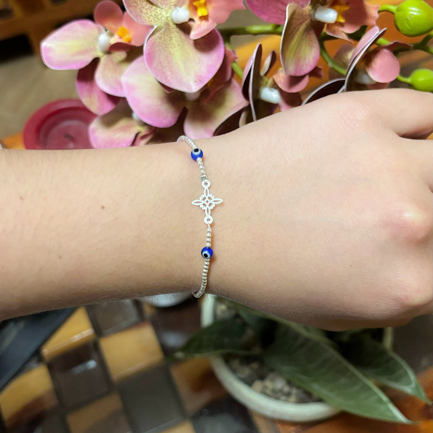 Pulsera nudo ancestral