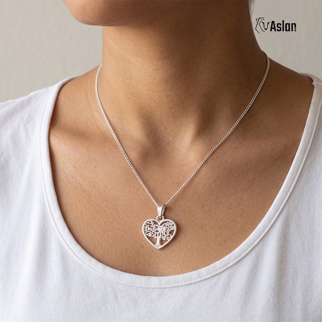 Cadena Arbol de la vida en corazón