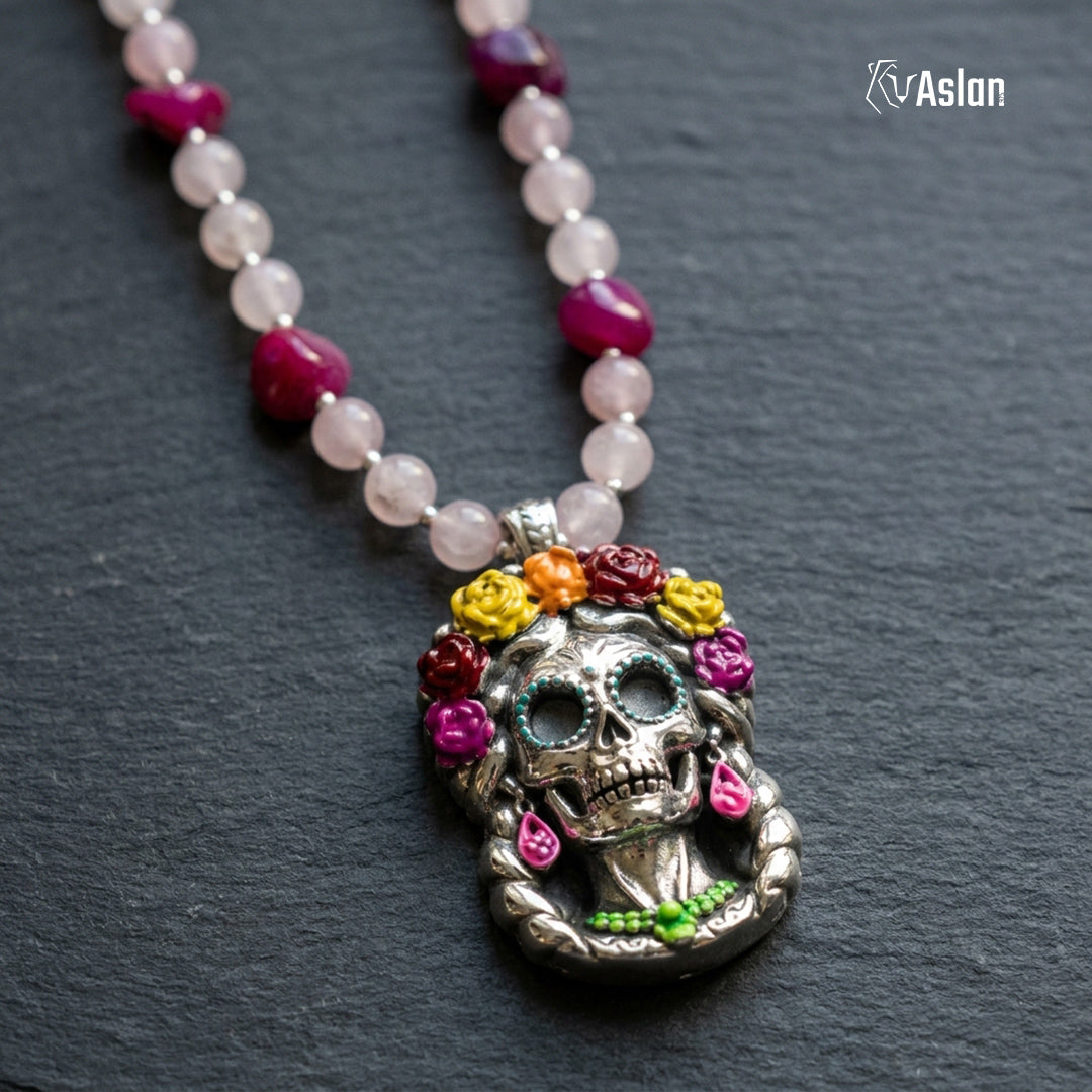 Detalle de Collar Catrina Cuarzo Rosa