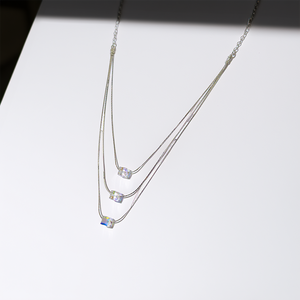 Collar Triple Cubos de Cristal