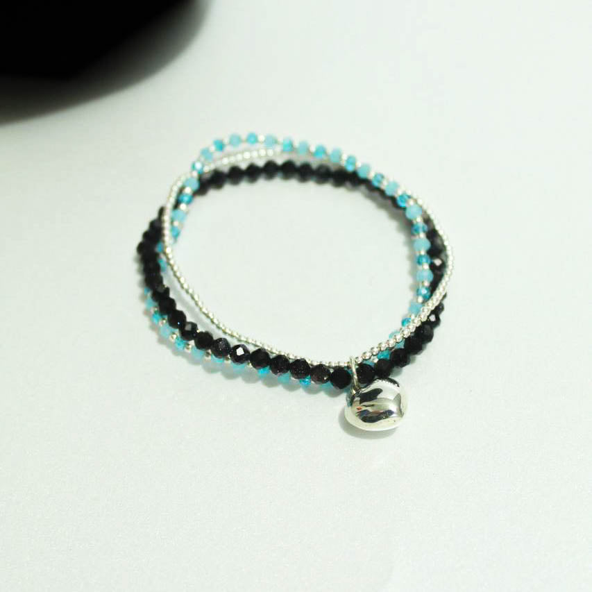 Pulsera aqua de corazón