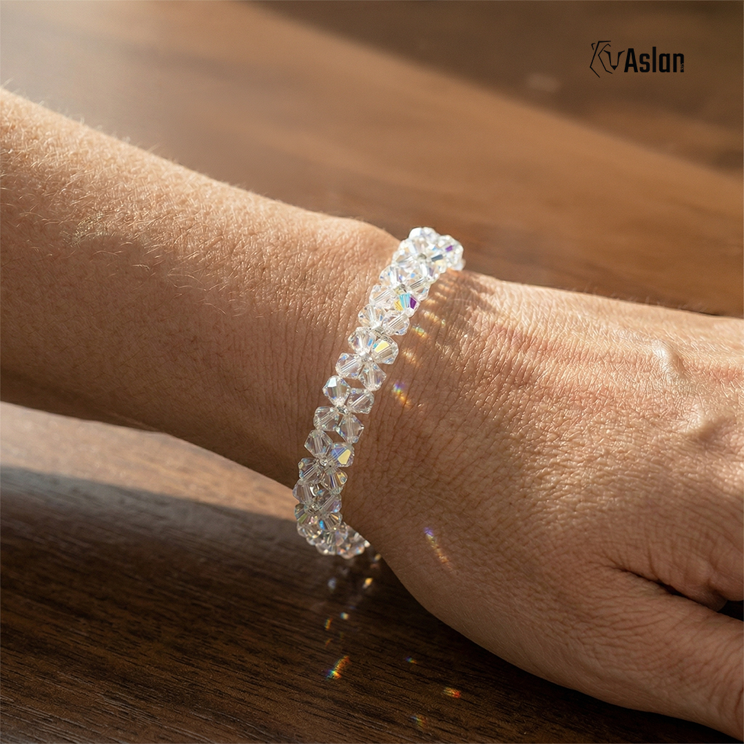 Pulsera tejida